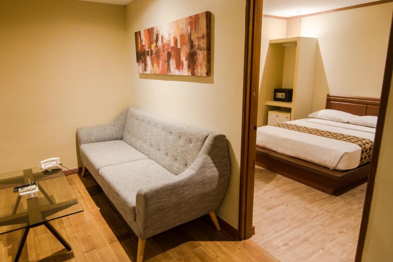 DG Grami Hotel Paranaque City Exterior foto